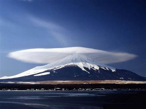 Hiking in Damavand Volcano | Damavand Summit | Iran Destination