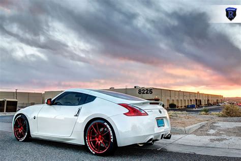 Custom Nissan 370z - Sunset Views