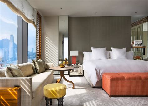 Harbour Corner Suite | Luxury Hotel Suite Hong Kong | Rosewood