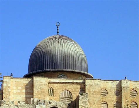 Al-Aqsa Mosque - third most important Islamic site | Wondermondo