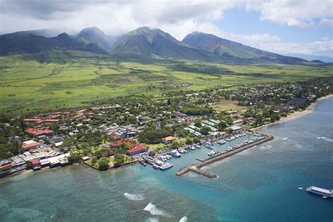 Photos of Historic Lahaina on Maui, Hawaii