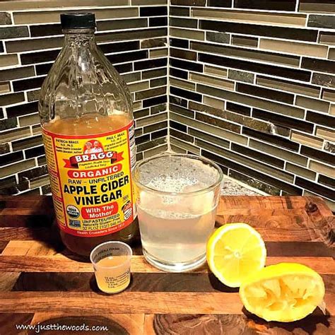 The Best Apple Cider Vinegar Detox Drink Made with Honey