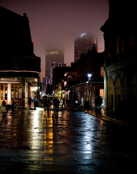 A different view of Jackson Square at night : r/NewOrleans