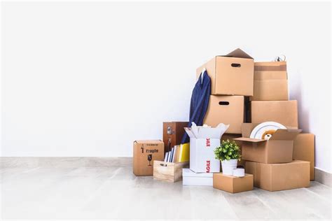 Moving Boxes: 10 Tips You Didn't Know You Needed | Jay's Small Moves