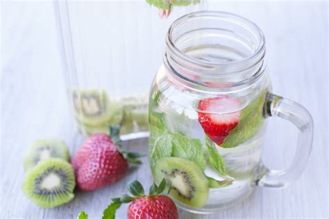 Strawberry Kiwi Water and Health Benefits of Infused Water