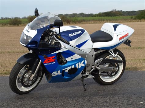 Suzuki GSXR 600 SRAD 1998 - Billeder af MC-er - Uploaded af Andreas R ...