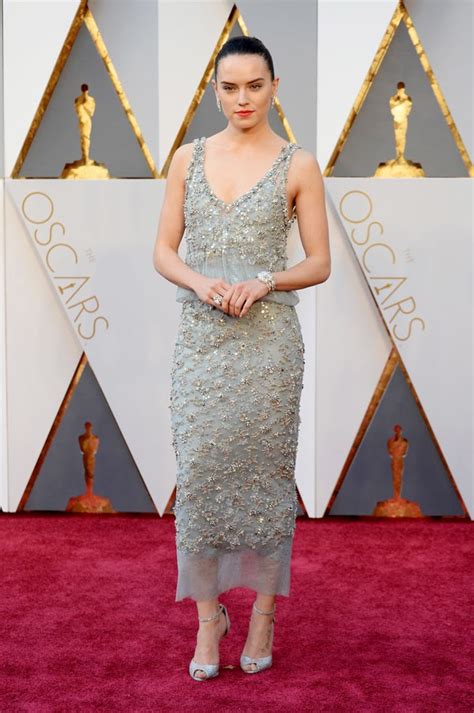 Up-And-Comer Daisy Ridley’s Best Red Carpet Looks - style etcetera