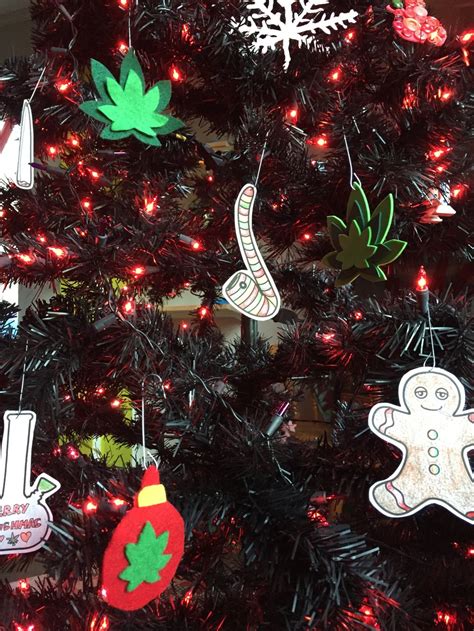 DIY Marijuana Themed Christmas (Kushmas) Ornaments — CHRONIC CRAFTER