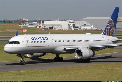 Boeing 757-224 - United Airlines | Aviation Photo #4791823 | Airliners.net