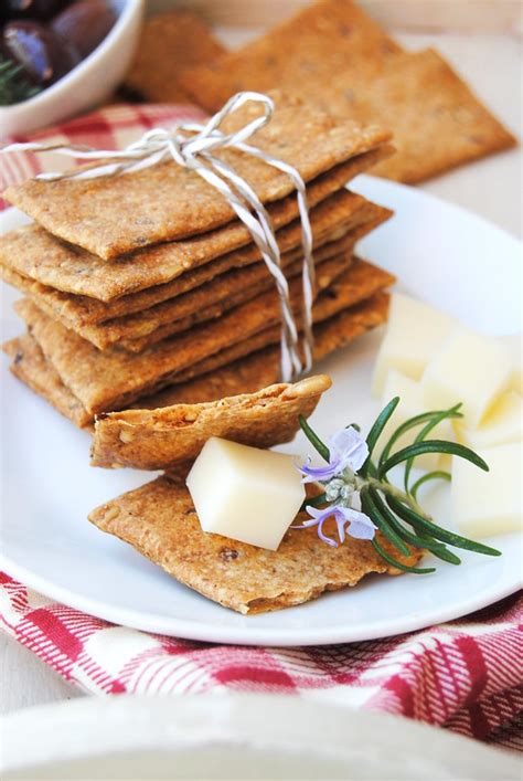 Whole grain crackers with mixed seeds