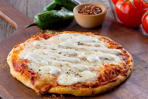 Cacique® Cheese Pizza | Cacique® Inc.