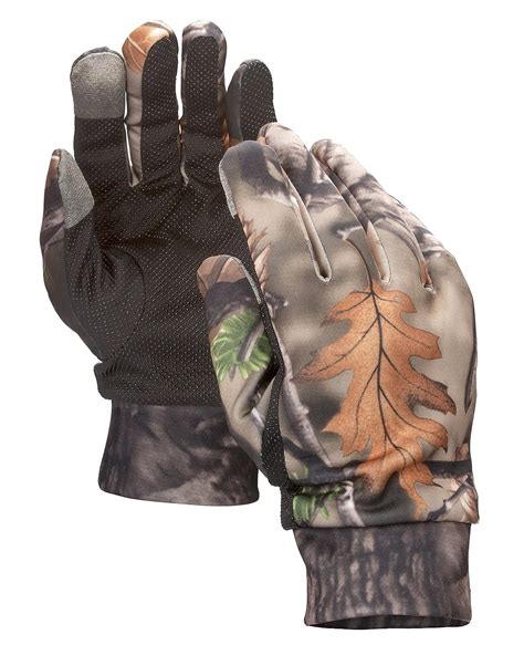 Best Cold Weather Hunting Gloves - Essential Clothing in Clod Climate