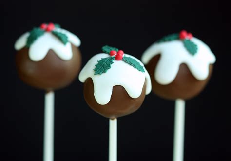 Holiday Cake Pops {Sweet Treats} | The TomKat Studio Blog