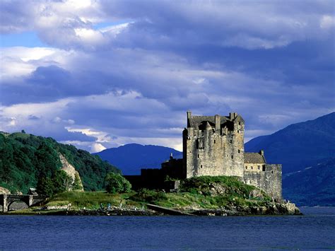 Eilean Donan Castle, Scotland [13 Pic] ~ Awesome Pictures