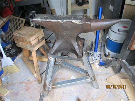 New anvil stand | "Traditional" Blacksmithing | Forum :: Northwest Blacksmith Association