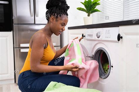 TIPS FOR USING BLEACH IN LAUNDRY - Cleaneat.NG