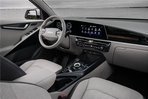 Kia Niro 2024 Interior - Helene Cathyleen