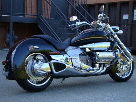 2004 Honda Valkyrie RUNE specs, Engine size 1800cm3