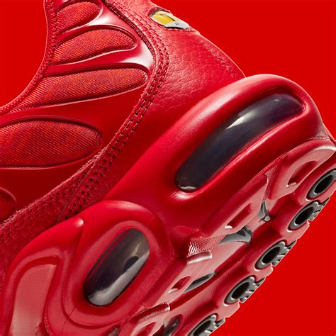 Nike Air Max Plus Tn Red DD9609-600 Release Date | SneakerNews.com