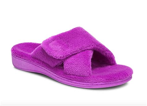 9 Best Slippers With Arch Support for Women (2022) - Parade