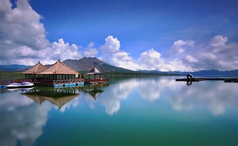 Visitbali - Enjoy The Beauty Of Lake Batur On The Slopes Of Mount Batur