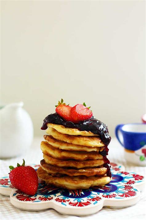 Syrniki - Russian Cheese Pancakes | Gourmandelle