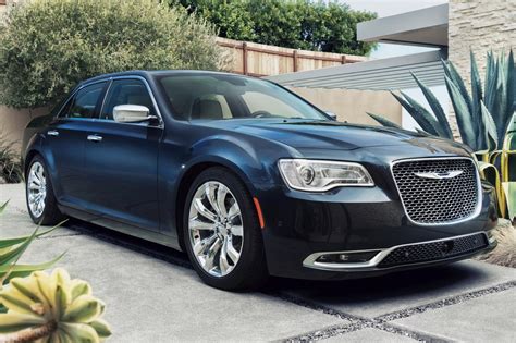 2016 Chrysler 300 Pricing & Features | Edmunds