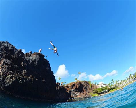 Black Rock Beach at Maui, Hawaii - Hawaii on a Map