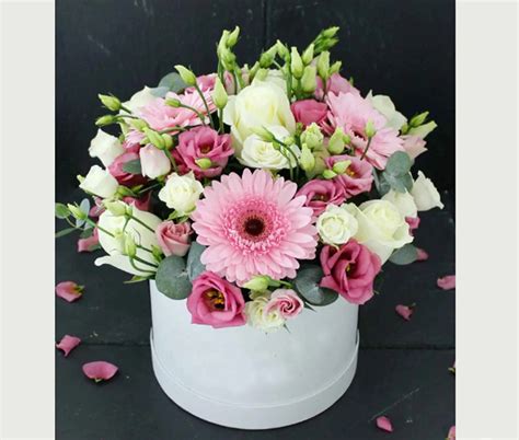 Mixed Flower Box Arrangement | Free Delivery | Carmel Flowers