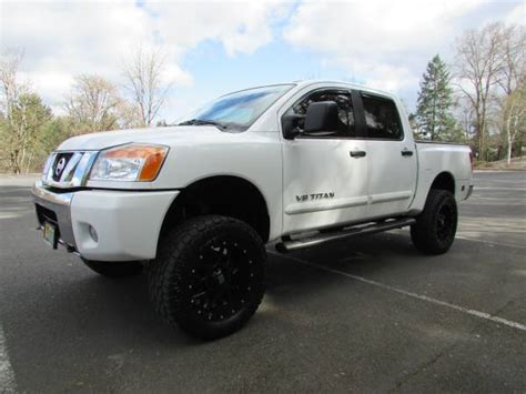 Nissan Titan Crew CAB Lifted For Sale - ZeMotor