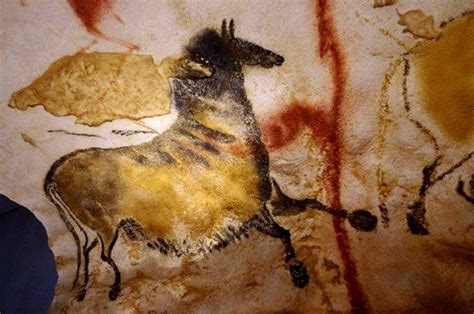 Lascaux Caves Paintings Replicas Discovered Images and Details