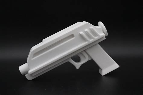 DC-17 Blaster Pistol - Animated - DIY – Galactic Armory