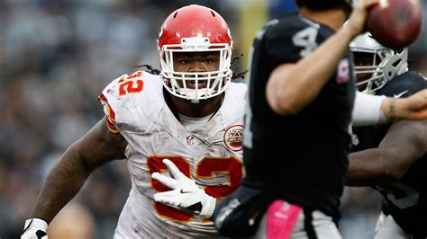 Cowboys Free Agency: DT Dontari Poe Likely to Sign Contract | Heavy.com