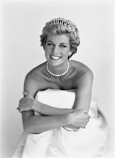 princess-diana-wedding-tiara