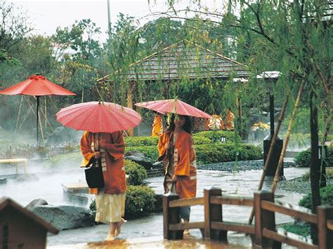 Tokyo Hot Springs You Need to Visit. Especially the One in a Shopping Mall | Condé Nast Traveler