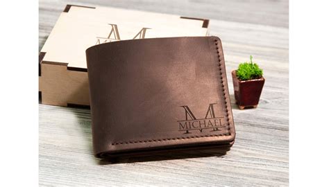 14 Best Personalized Wallets - Kalibrado