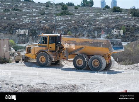 Heavy machinery, Heavy equipment Stock Photo - Alamy