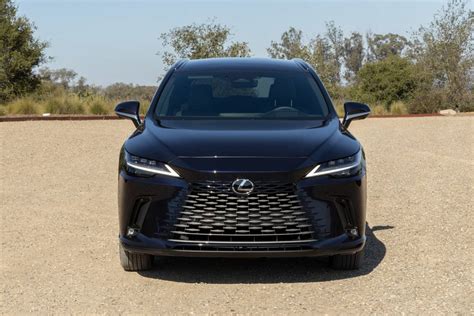 2023 Lexus RX Review: Still a Comfort Option? | Cars.com