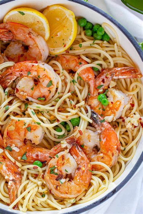 EASY Shrimp Scampi Pasta Recipe (Restaurant Worthy!) - Dinner, then Dessert