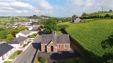 Aerial view of Bailieborough Town from varying heights. - YouTube