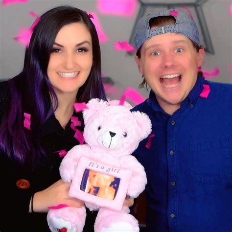 YouTube Personality Lauren Webber Announces Her Baby’s Gender | BabyNames.com