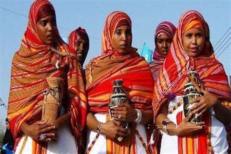 ancient Somali women dressing | African traditions, African love, Somali