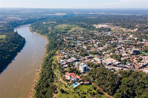 Plan director de agua y saneamiento para el área metropolitana de Puerto Iguazú • Latinoconsult