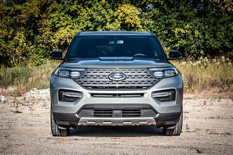 2020 Ford Explorer Hybrid: Electrified for long hauls - CNET