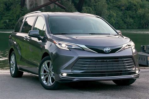 2024 Toyota Sienna Hybrid Mpg - Ulla Leelah