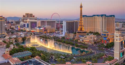 Las Vegas is Calling: 5-Star Luxury Hotels for $50 Just Announced! - Little Things Travel