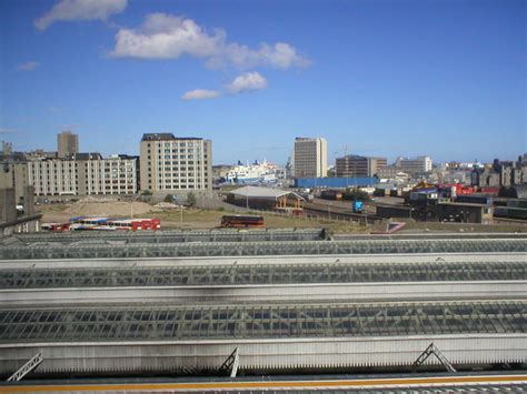 Aberdeen Railway Station © Richard Slessor cc-by-sa/2.0 :: Geograph Britain and Ireland