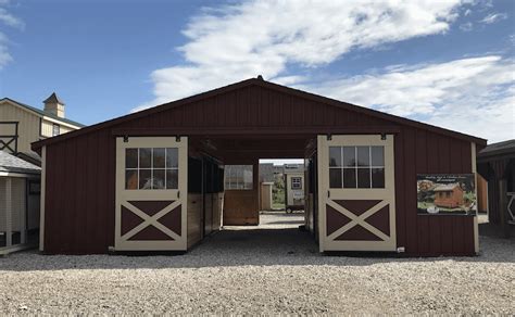 What to Consider When You Build a Horse Barn | Penn Dutch