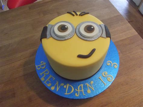 Bake It So: Minion Cake