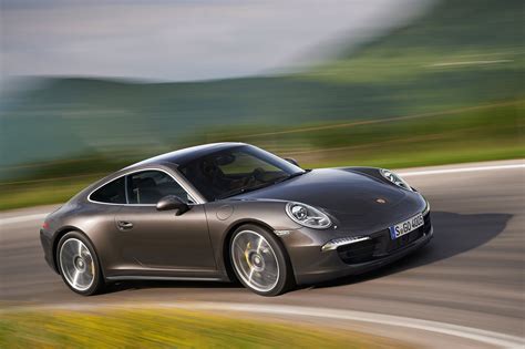 Porsche 911 Carrera 4 announced - Motoring Middle East: Car news ...